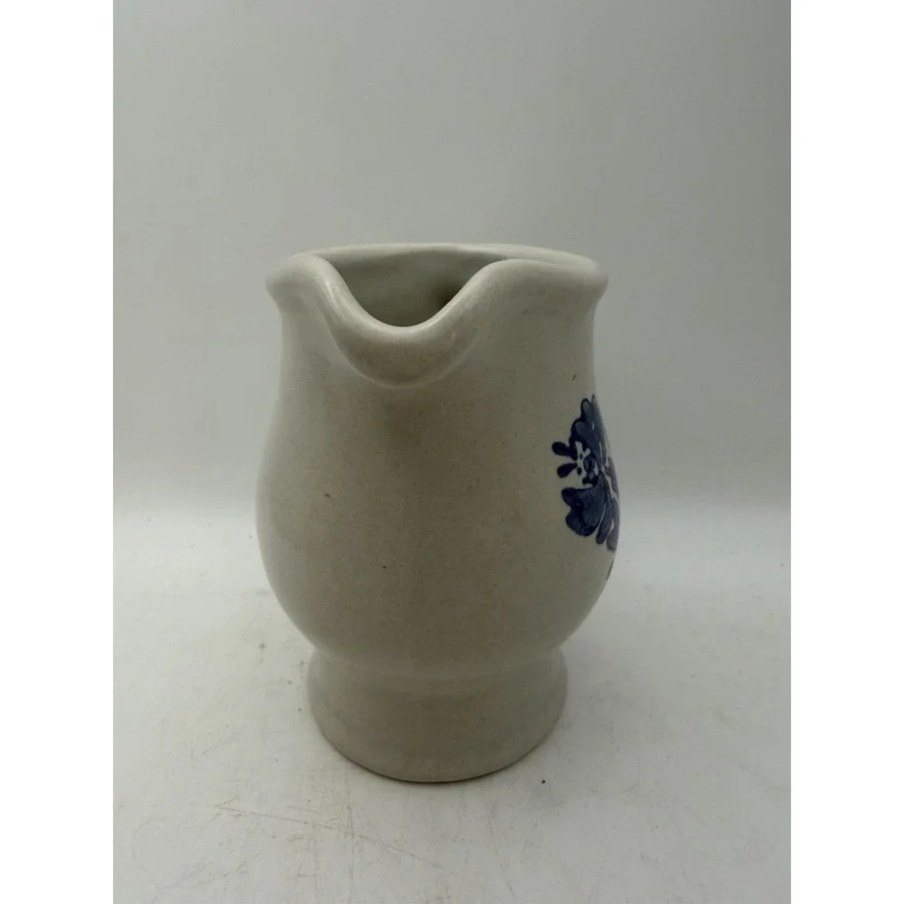 Vintage Pfaltzgraff Yorktowne Stoneware Creamer Pitcher 7-24 Blue Floral USA
